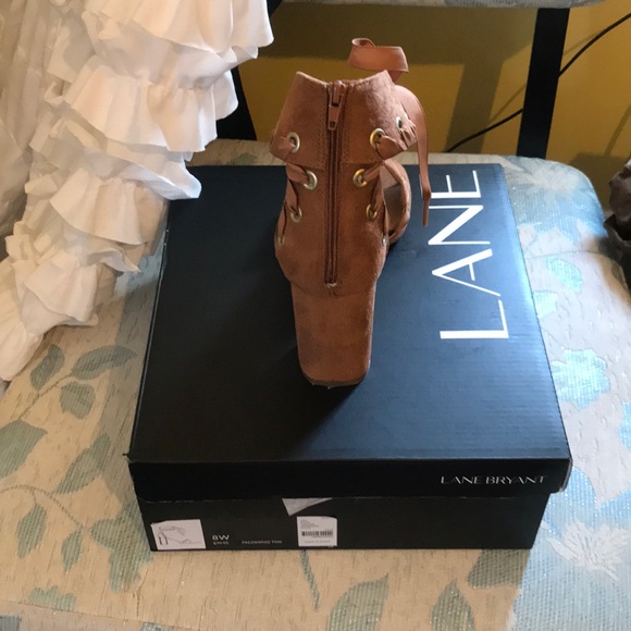 Lace up sandals - Picture 2 of 3